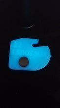 Load image into Gallery viewer, Glow in the Dark 1 Shot Magazine Fits .22 BSA GAMO PHOX Air Rifle Gun